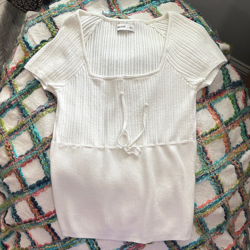 Hollister White Short Sleeve Knit Top